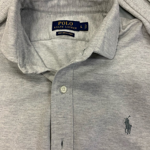 Ralph Lauren Button Down Shirt. - Picture 2 of 5